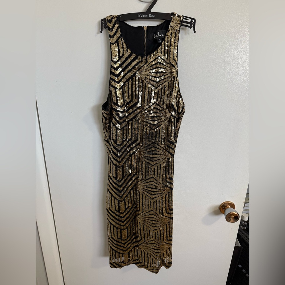Lulu's Gold and Black Geometric Sequin Dress